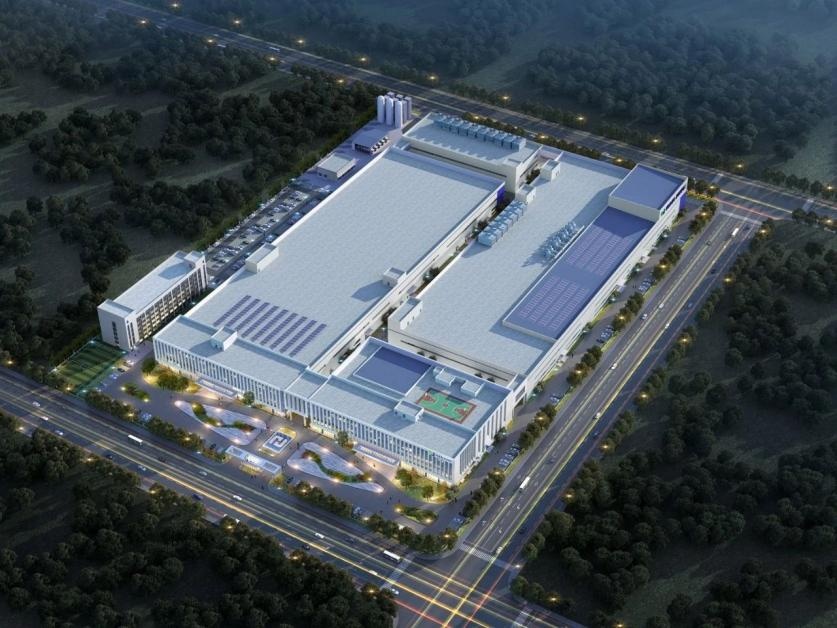 总投资10亿元！这个半导体陶瓷材料项目顺利封顶